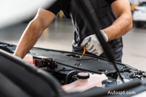 Vidanges d’huile et remplacement des filtres :pourquoi ils sont essentiels à la santé du moteur 