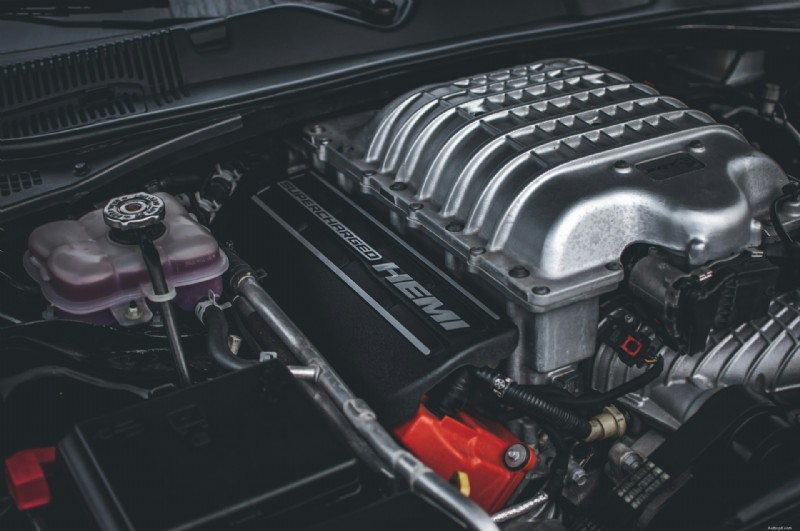 Moteurs turbocompressés ou suralimentés :quel est le meilleur pour les routes des Émirats arabes unis ? 