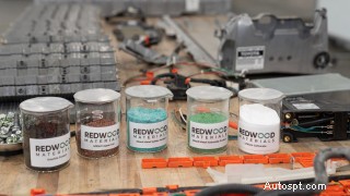 Récupération révolutionnaire du lithium :99,99 % récupérés des batteries de véhicules électriques via lixiviation neutre 