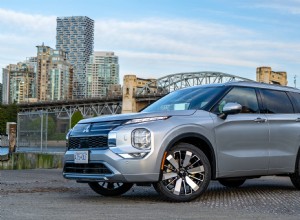 Essai du Mitsubishi Outlander 2026 :VUS moelleux et pratique à trois rangées pour les familles urbaines 