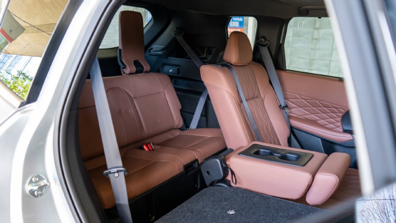 Essai du Mitsubishi Outlander 2026 :VUS moelleux et pratique à trois rangées pour les familles urbaines 