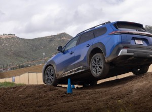 Subaru Trailseeker vs Toyota bZ Woodland :quelle plate-forme gagne en termes de performances hors route ? 