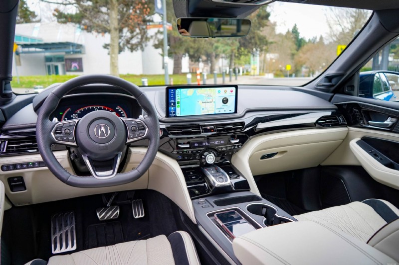 Genesis GV80 Coupé 2026 vs Acura MDX Type S :un examen complet des VUS de luxe 