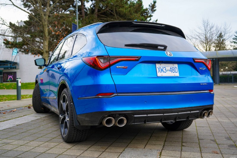 Genesis GV80 Coupé 2026 vs Acura MDX Type S :un examen complet des VUS de luxe 