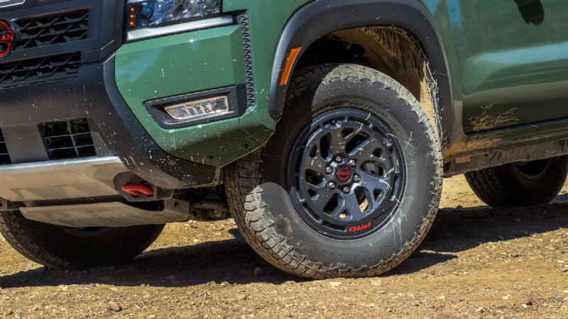 Frontier vs Tacoma :quel camion tout-terrain gagne ? 