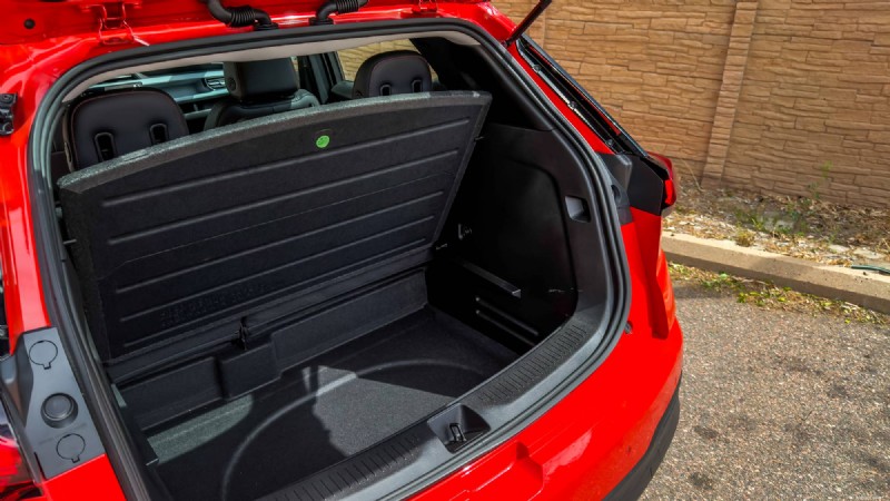 Examen de la Chevrolet Bolt 2027 :pourquoi le dernier modèle fait face à des rumeurs d annulation 