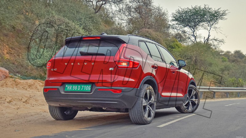 Volvo XC40 Recharge Standard 2022 – Aperçu extérieur 