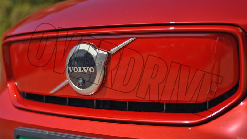 Volvo XC40 Recharge Standard 2022 – Aperçu extérieur 