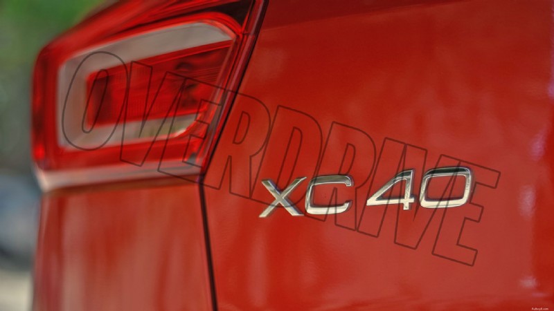 Volvo XC40 Recharge Standard 2022 – Aperçu extérieur 