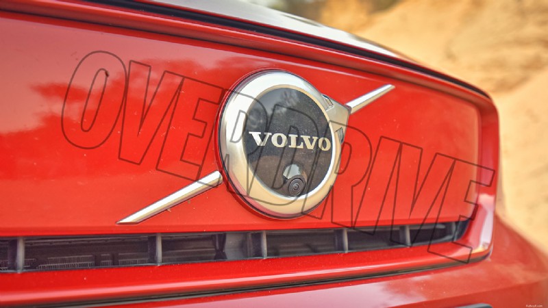 Volvo XC40 Recharge Standard 2022 – Aperçu extérieur 