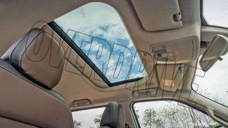 Mahindra Scorpio‑N 2022 Z8L Essence MT :6 vitesses, intérieur 6 places - Spécifications complètes et points forts 