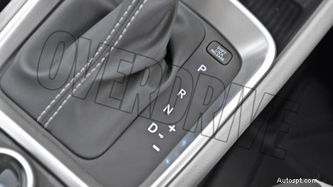 Hyundai Venue 2022 1.2 Kappa MT SX – Examen de l intérieur bicolore 