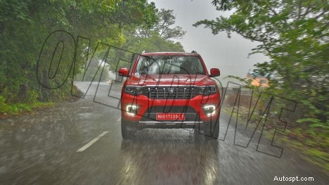 Mahindra Scorpio-N 2022 Z8L Essence – Manuelle 6 vitesses, Extérieur élégant 