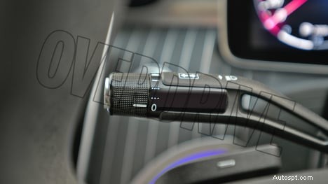 Intérieur de la Mercedes‑Benz Classe C C200 2022 – Luxe, confort et design de pointe 