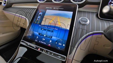 Intérieur de la Mercedes‑Benz Classe C C200 2022 – Luxe, confort et design de pointe 