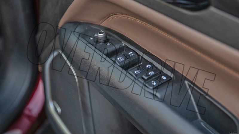 À l’intérieur du Jeep Meridian Limited 2022 :caractéristiques de luxe et confort 