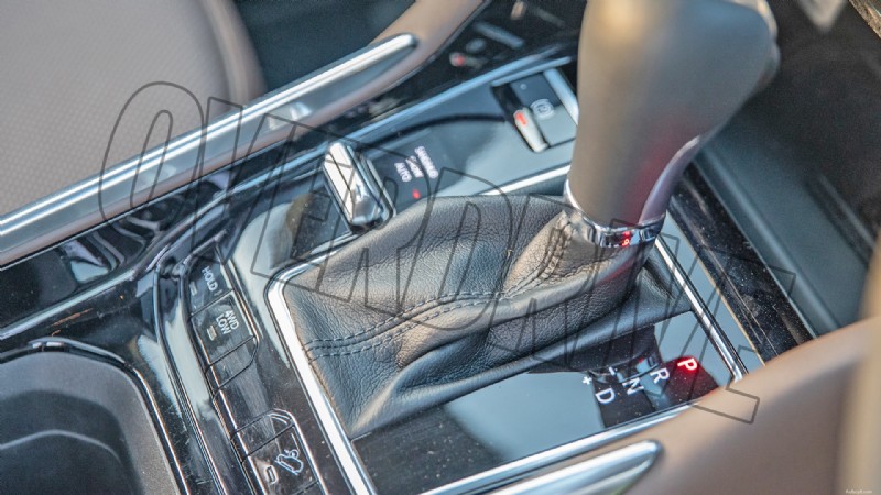 À l’intérieur du Jeep Meridian Limited 2022 :caractéristiques de luxe et confort 