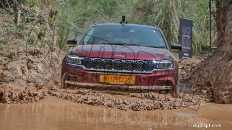 Découvrez l’extérieur du Jeep Meridian 2022 Limited – Design haut de gamme et performances robustes 