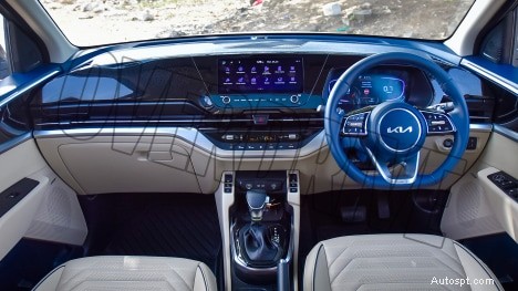 Kia Carens Luxury Plus 2022 – 7 places, moteur de 1,5 L, intérieur automatique à 6 vitesses 