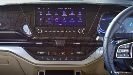 Kia Carens Luxury Plus 2022 – 7 places, moteur de 1,5 L, intérieur automatique à 6 vitesses 