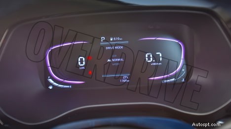 Kia Carens Luxury Plus 2022 – 7 places, moteur de 1,5 L, intérieur automatique à 6 vitesses 