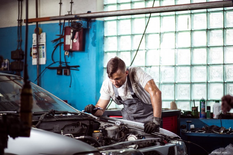 Pourquoi les ateliers certifiés RepairPal sont le choix de confiance pour des réparations automobiles honnêtes 