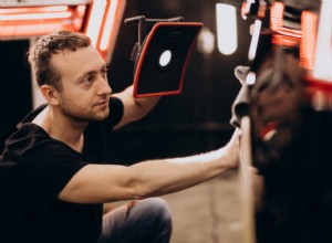 Débosselage sans peinture :la solution experte pour des réparations automobiles rapides et économiques 
