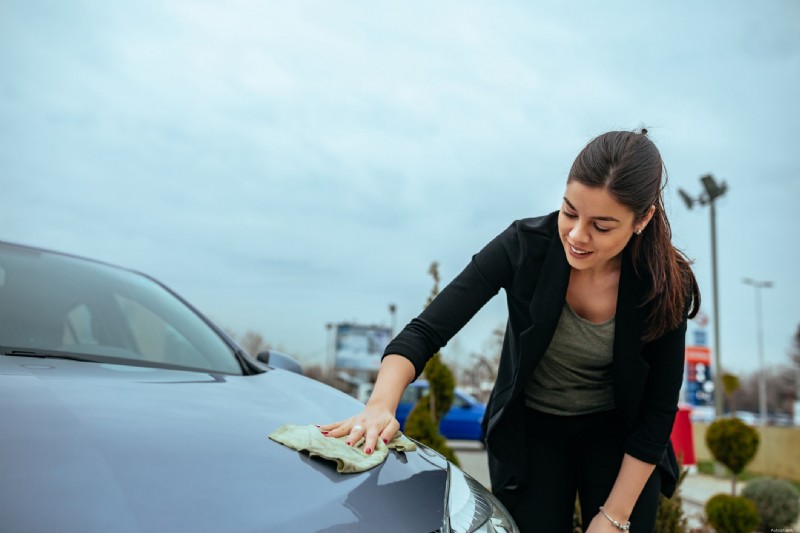 Guide d expert :Comment nettoyer les insignes et emblèmes de voiture pour une finition impeccable 