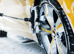 Service de voiturier ou d esthétique automobile :quel service maintient votre véhicule impeccable ? 