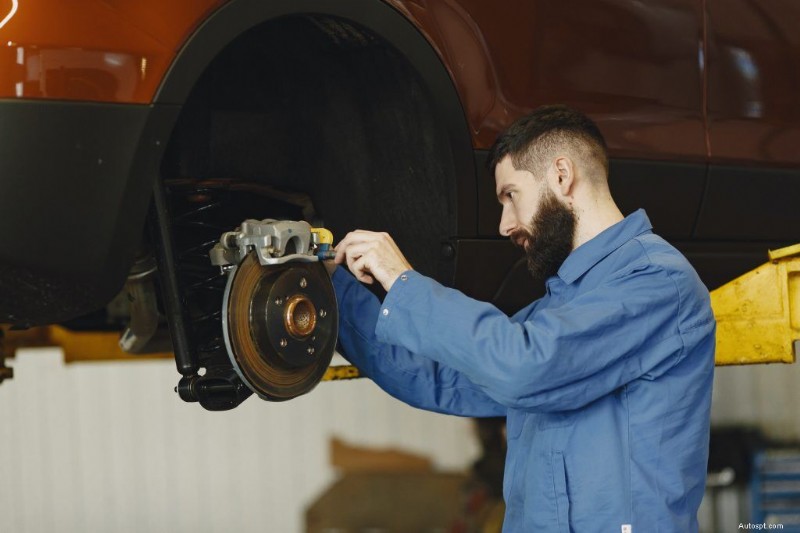 Meilleur entretien des freins et des rotors :conseils de pro de C&S Auto Repair 