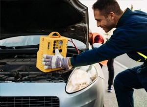 Mécanique mobile vs ateliers automobiles traditionnels :des réparations plus rapides et transparentes à votre porte 