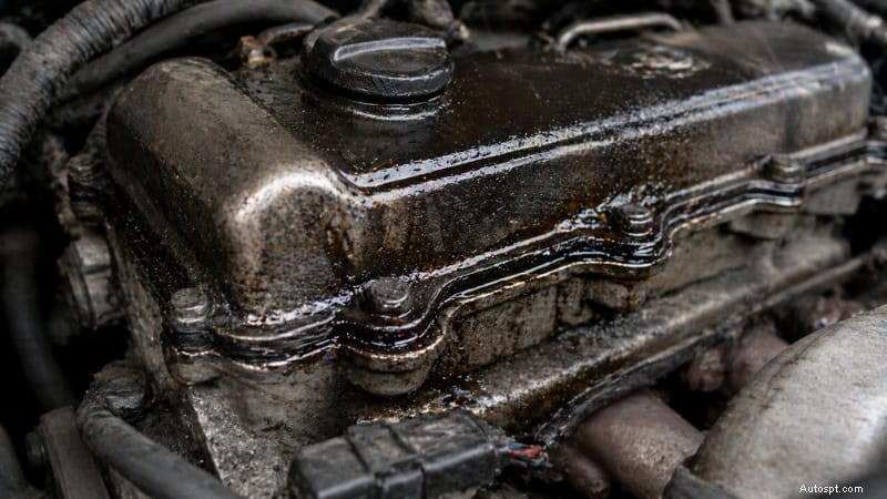 Fuites d’huile de voiture expliquées :causes, symptômes, réparations et estimations des coûts – Rx Mechanic 