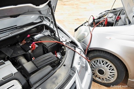 Qu est-ce qui fait allumer le voyant Check Engine - Un guide rapide 
