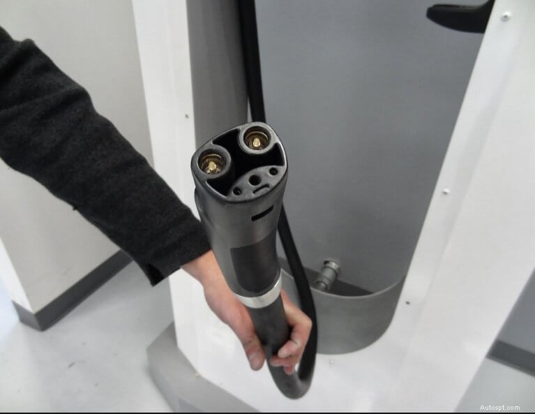 Coûts d’installation d’une borne de recharge pour véhicules électriques :ce que vous devez savoir 