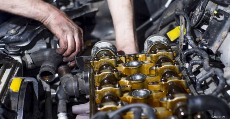Combien coûte une reconstruction de moteur ? Un guide complet 