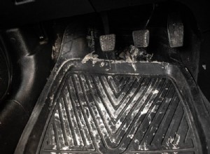 Des moyens efficaces pour éliminer les taches de sel de l’intérieur de votre voiture 