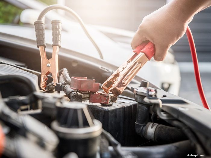 Guide de démarrage sécurisé d une voiture :instructions étape par étape 