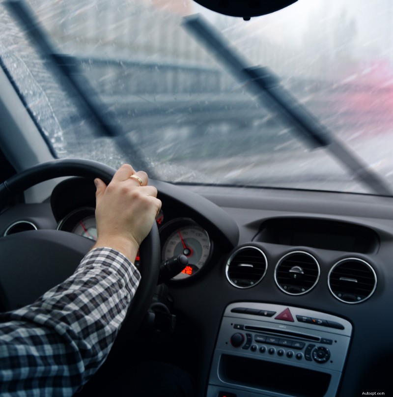 Pourquoi le système de climatisation de votre voiture a un impact sur le chauffage :ce que vous devez savoir 