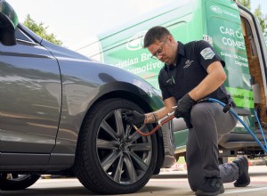 Christian Brothers Automotive lance sur place :un service de réparation mobile pour l entretien des véhicules sur place 