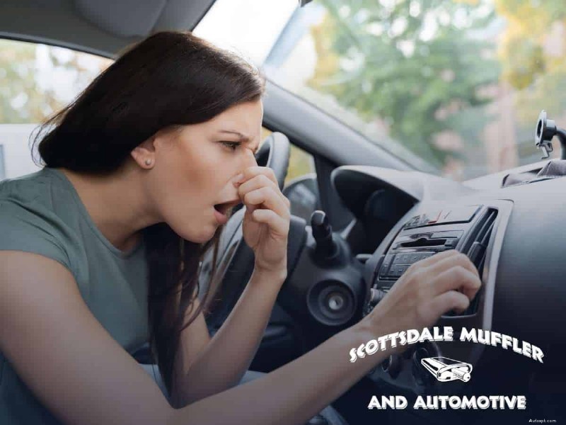 4 causes cachées de la mauvaise odeur de votre voiture qui peuvent signaler de graves problèmes 