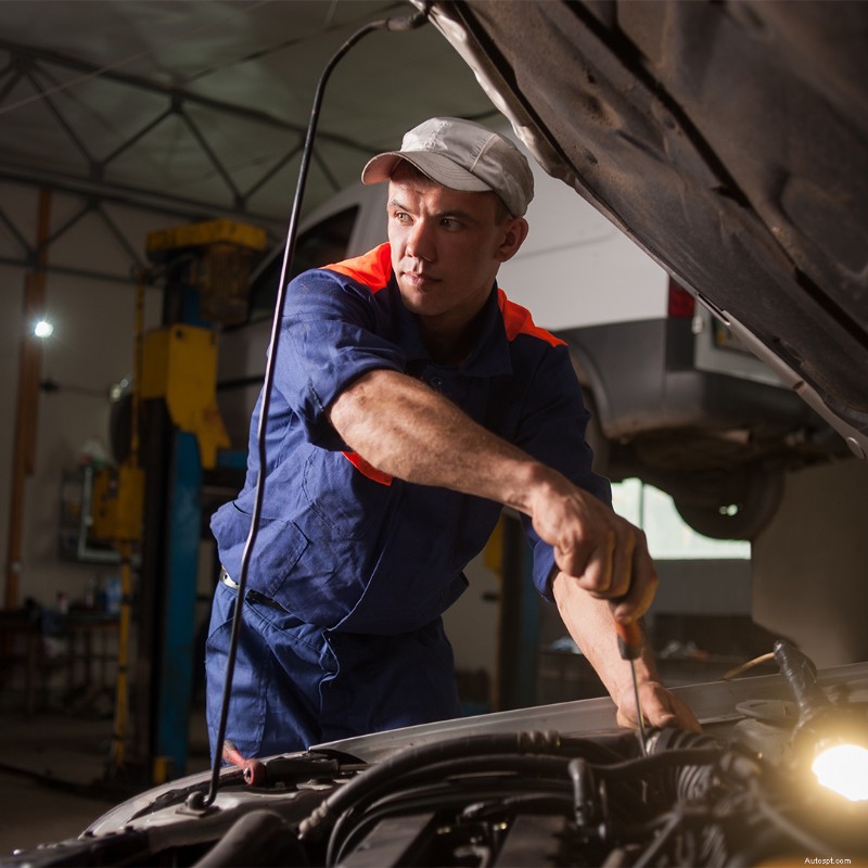 4 questions essentielles pour garantir des réparations automobiles allemandes de confiance 