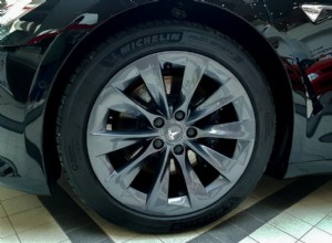 Les prix des pneus Tesla expliqués :pourquoi ils sont élevés et combien de temps ils durent 