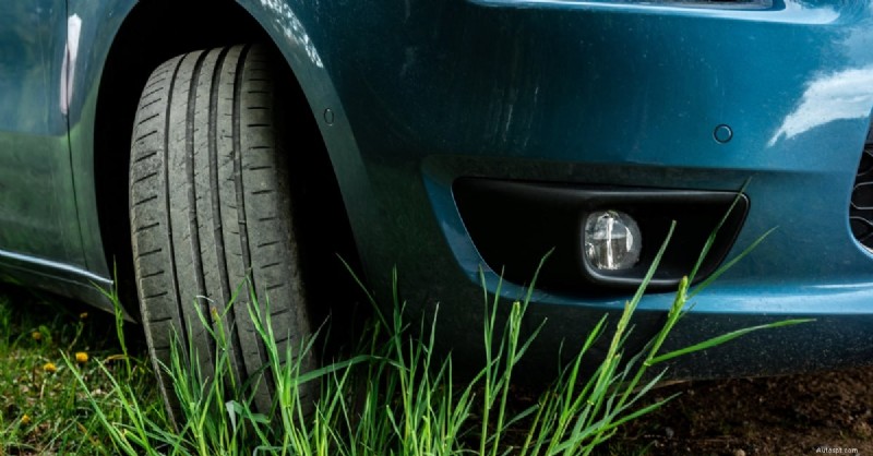 Guide essentiel d’inspection des plaquettes de frein :gardez votre voiture sûre et fiable 