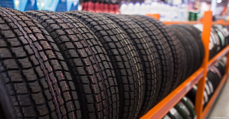 Choisir les bons pneus pour votre camionnette légère :un guide complet 