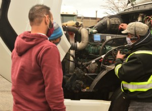 Guide d inspection avant voyage du Memorial Day – Plainfield, Illinois (certifié ASE et garantie de 3 ans) 