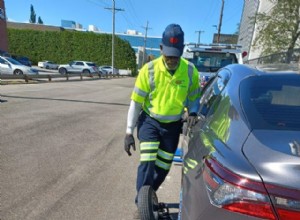 Comment l’assistance routière AAA répond à votre appel :un aperçu des coulisses 