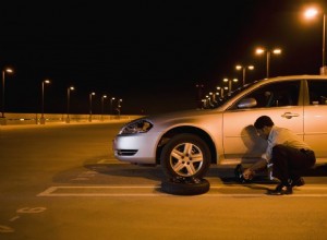 Durée de vie des pneus de secours :combien de temps durent-ils et conseils d entretien des experts AAA 