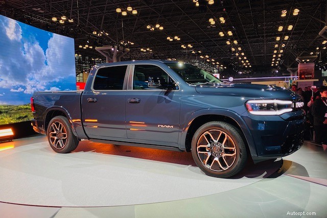 Salon de l auto de New York 2023 :véhicules incontournables et innovations de pointe 