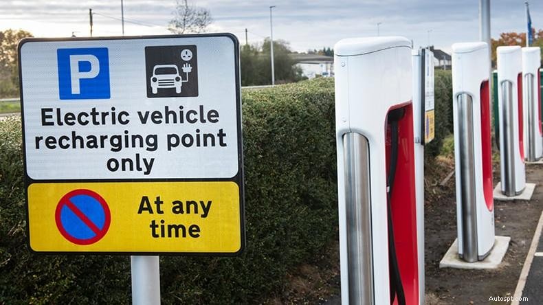 Le guide ultime de la recharge des voitures électriques :étapes simples et conseils en matière de coûts 