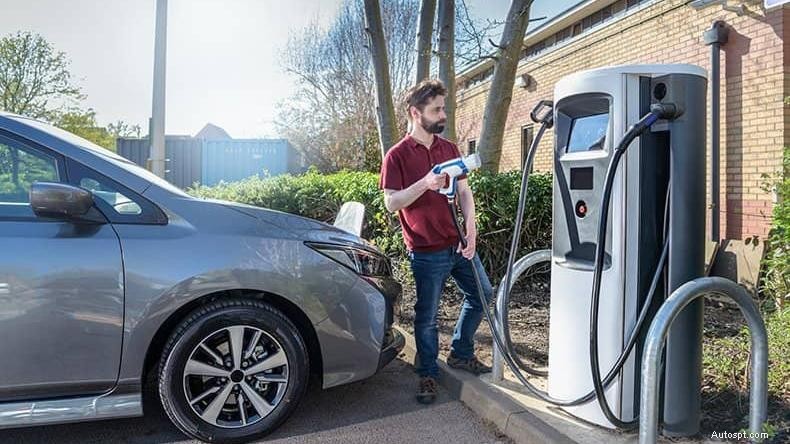 Le guide ultime de la recharge des voitures électriques :étapes simples et conseils en matière de coûts 